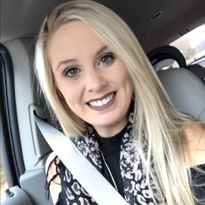 Meet your Posher, Texie